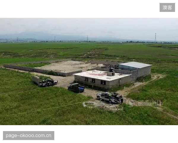 墨西哥队将利用高原优势压迫南非后防线，迫使其出现更多非受迫性失误。
